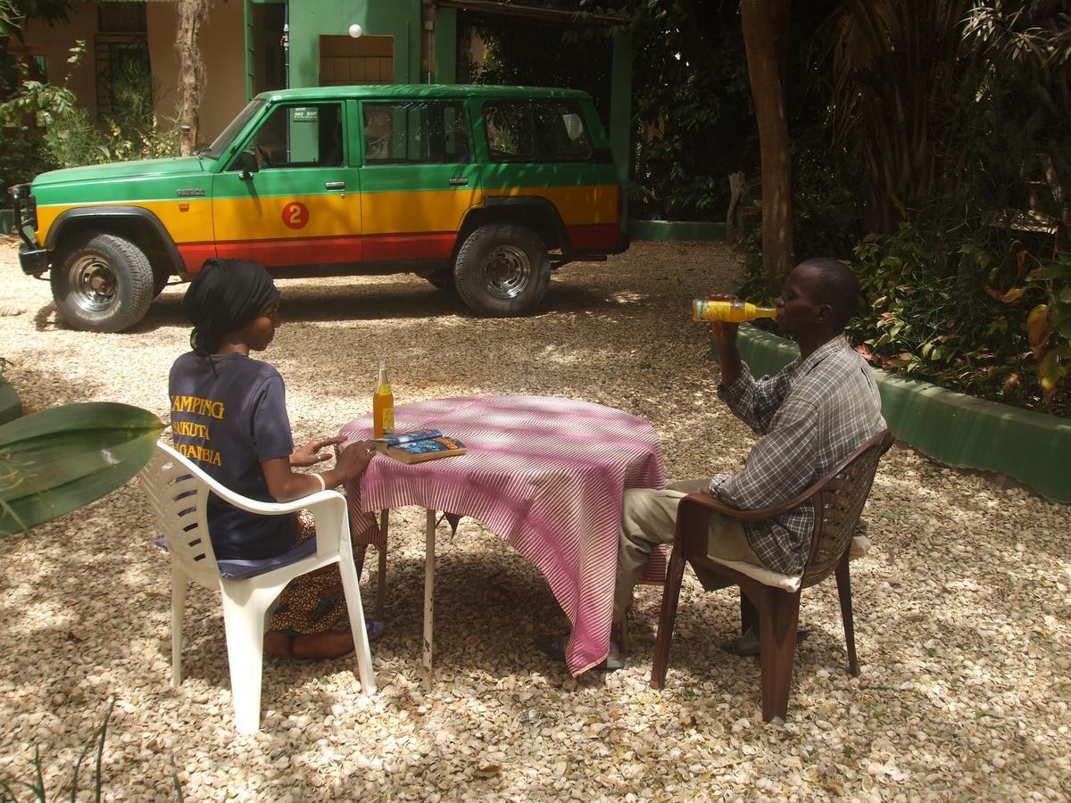 Camping-Sukuta & Lodge Exteriör bild